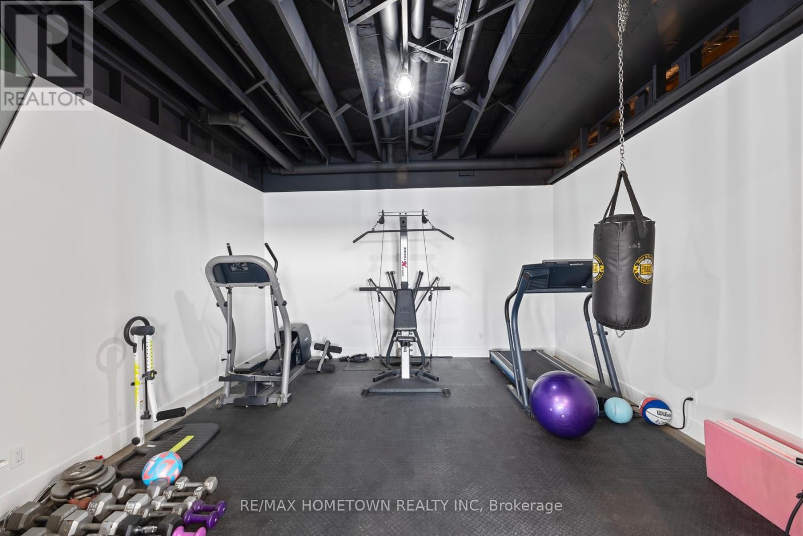 5 SHORESIDE WAY Image 41