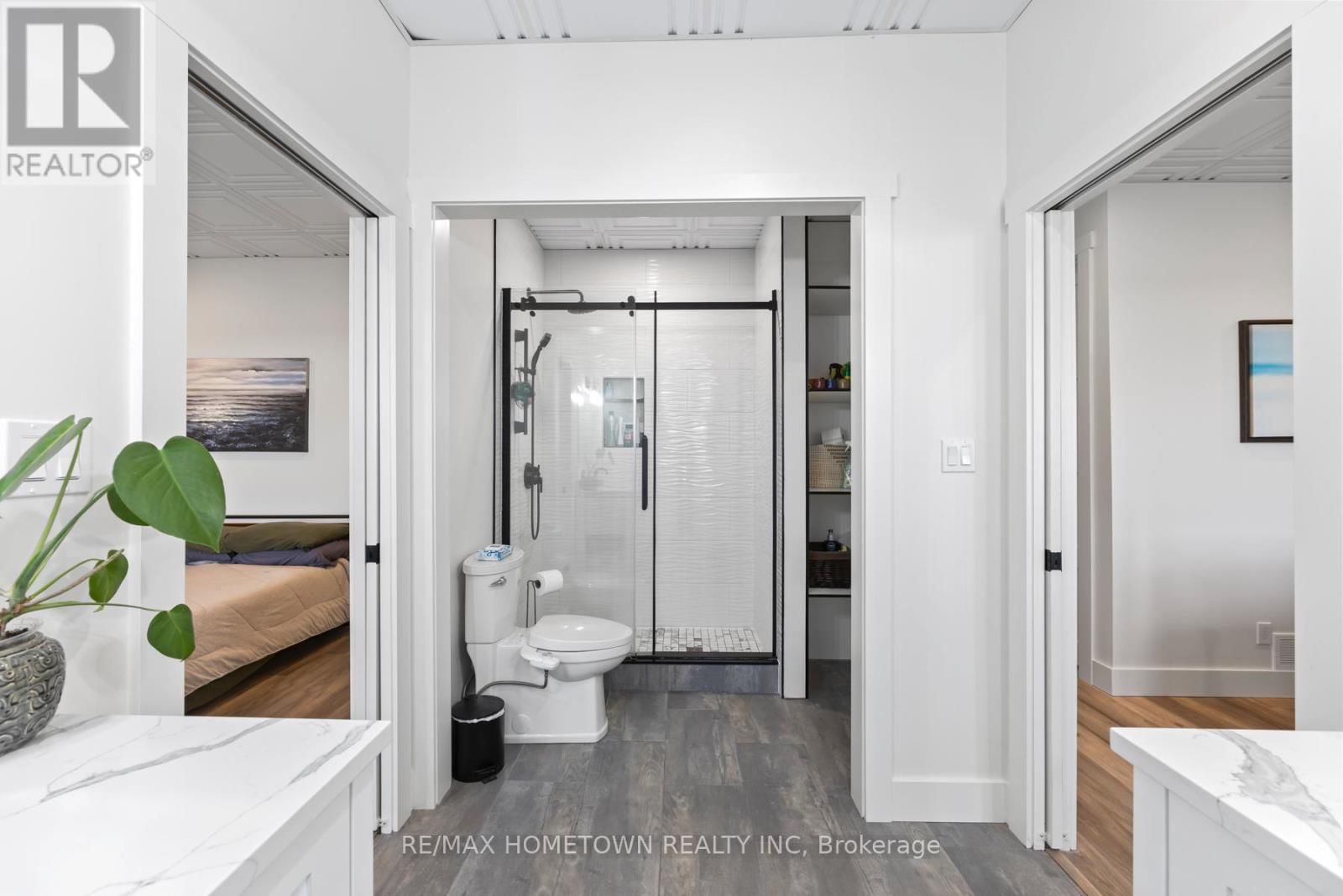 5 SHORESIDE WAY Image 46