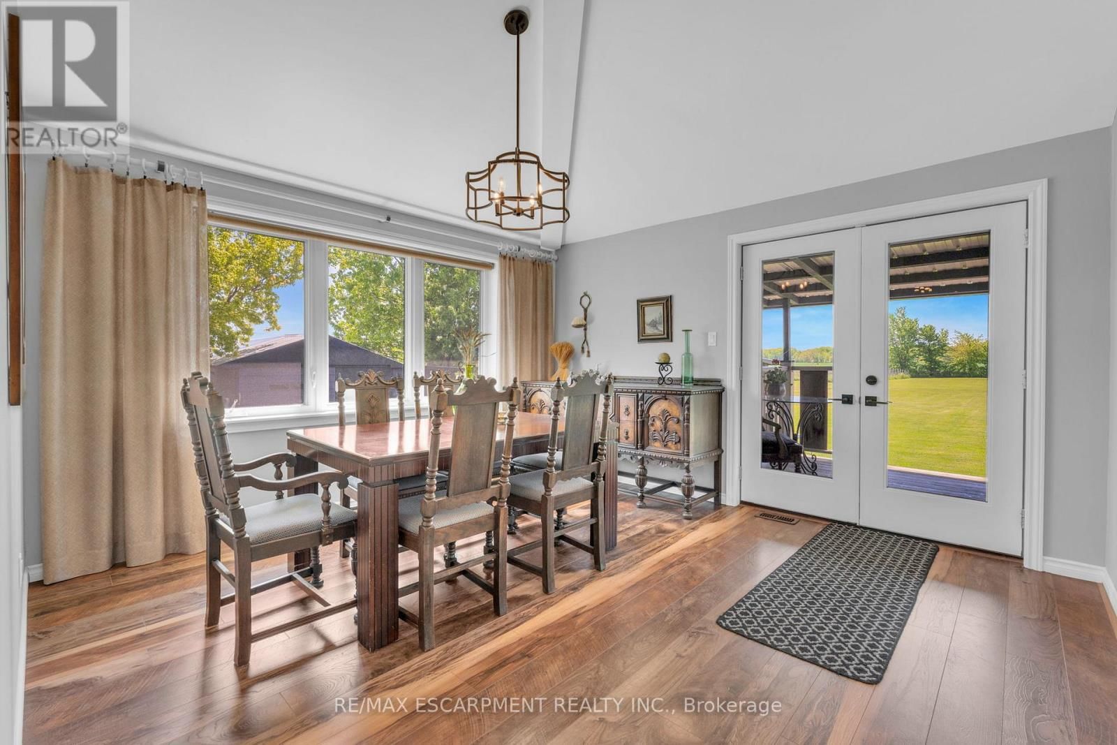 6724 ELCHO ROAD Image 14