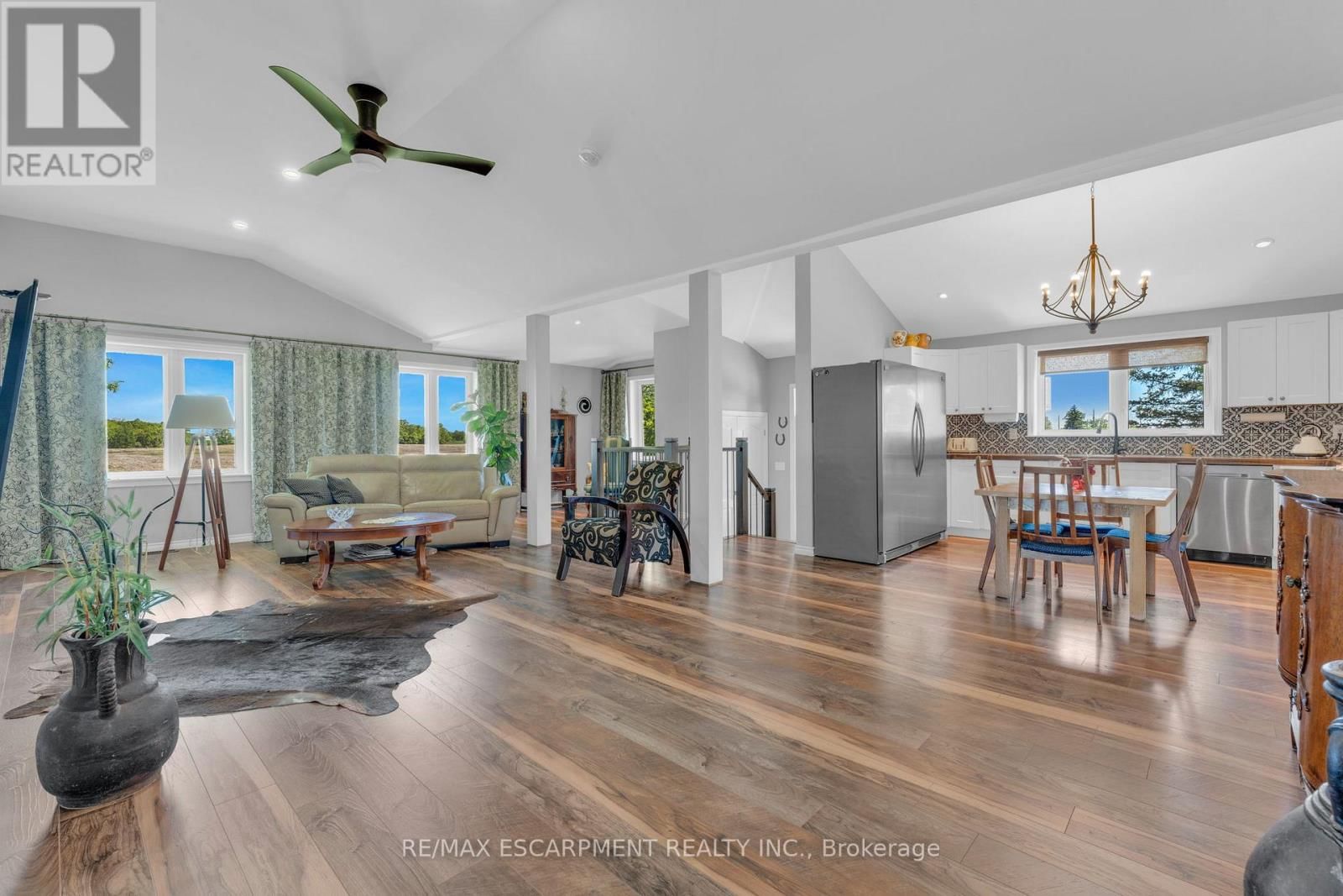 6724 ELCHO ROAD Image 16