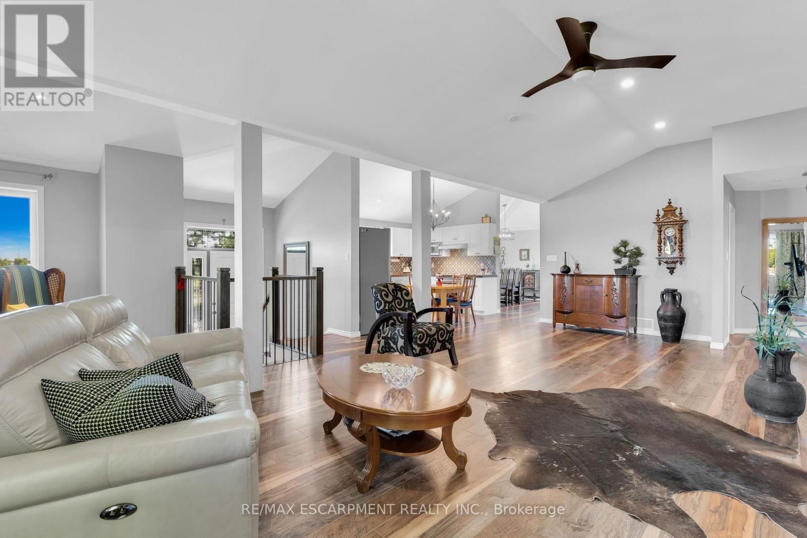 6724 ELCHO ROAD Image 18