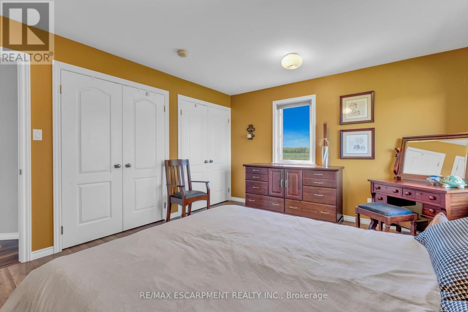 6724 ELCHO ROAD Image 22