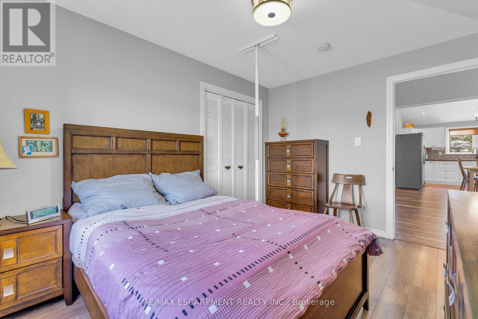 6724 ELCHO ROAD Image 25