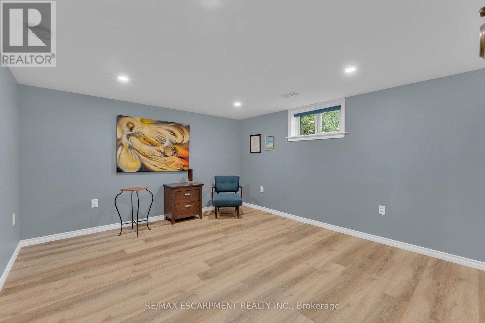 6724 ELCHO ROAD Image 33