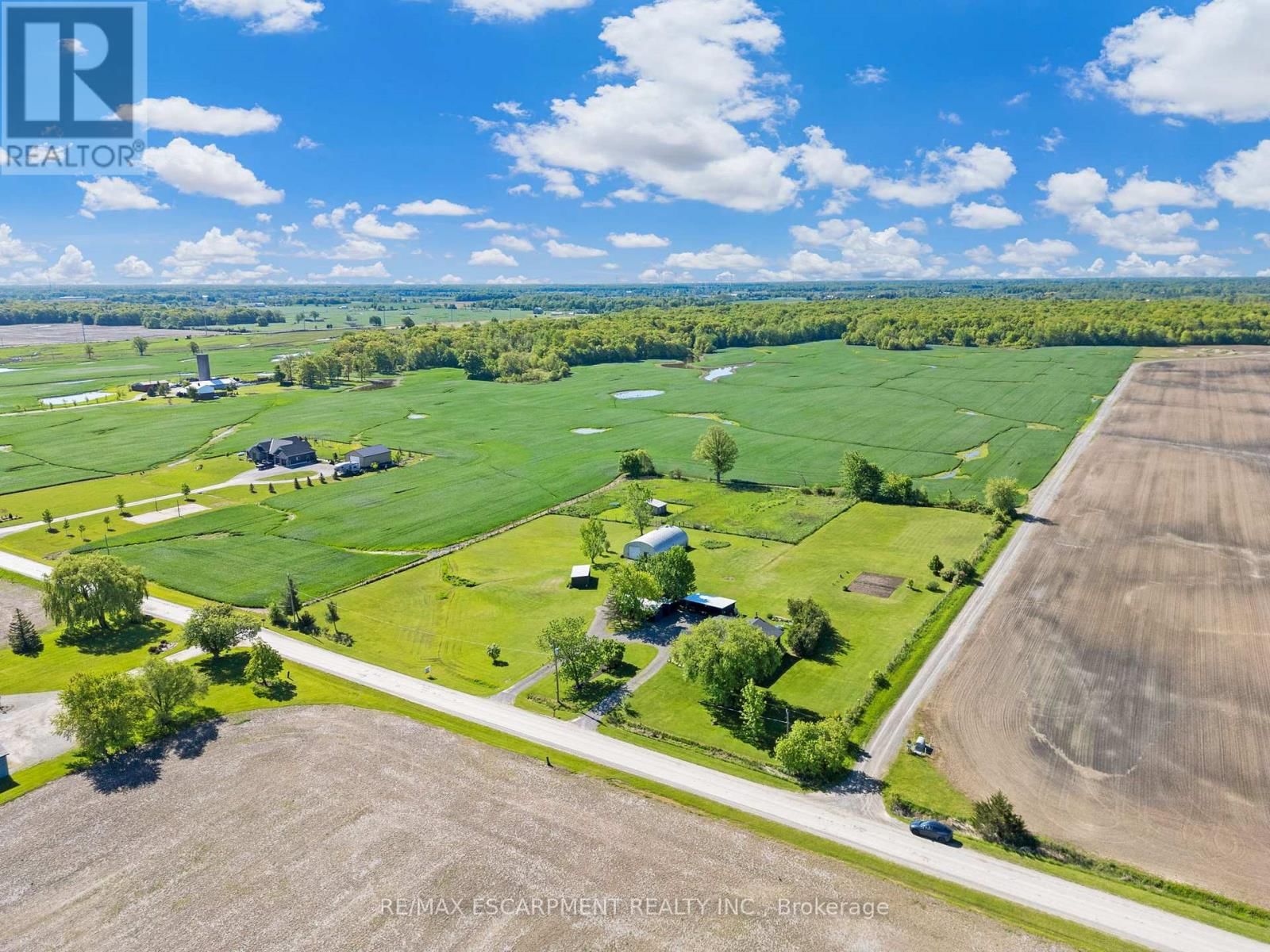 6724 ELCHO ROAD Image 45