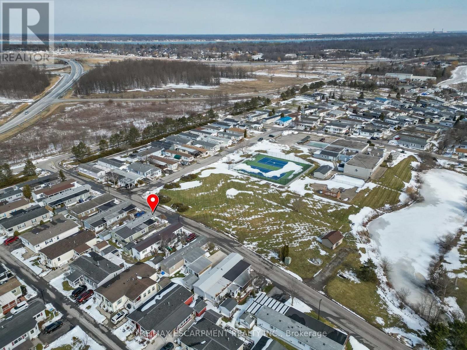 92 - 3033 TOWNLINE ROAD Image 25