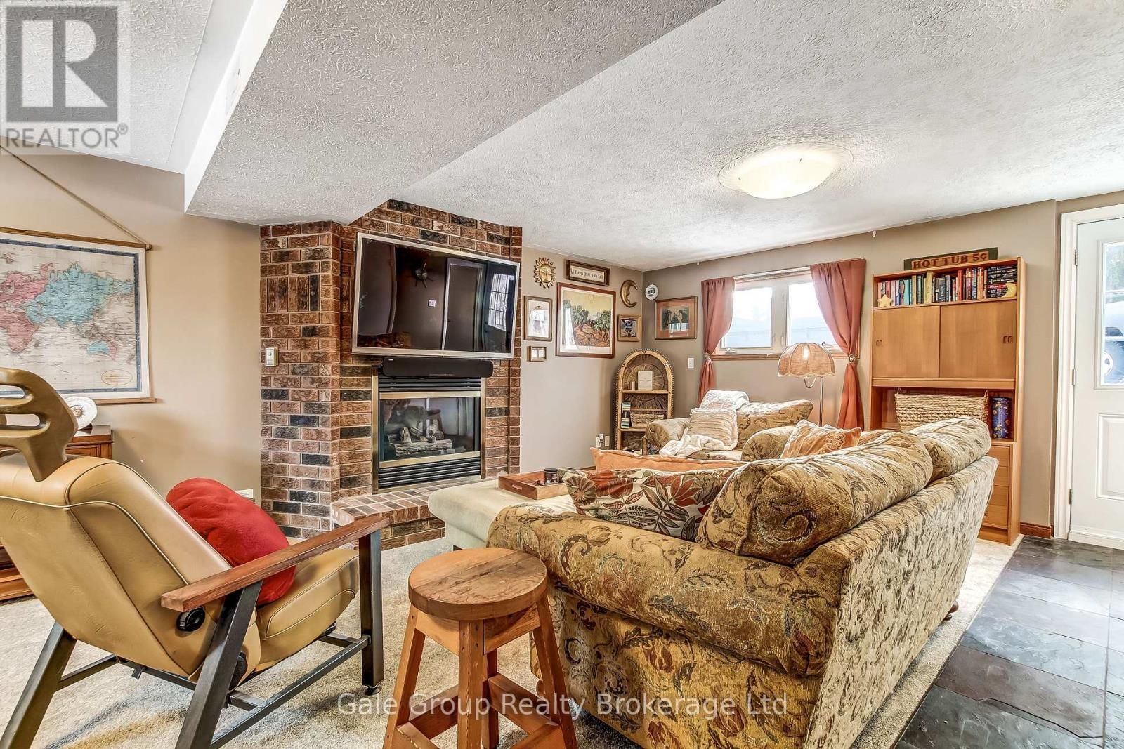 788 GLADSTONE DRIVE Image 18