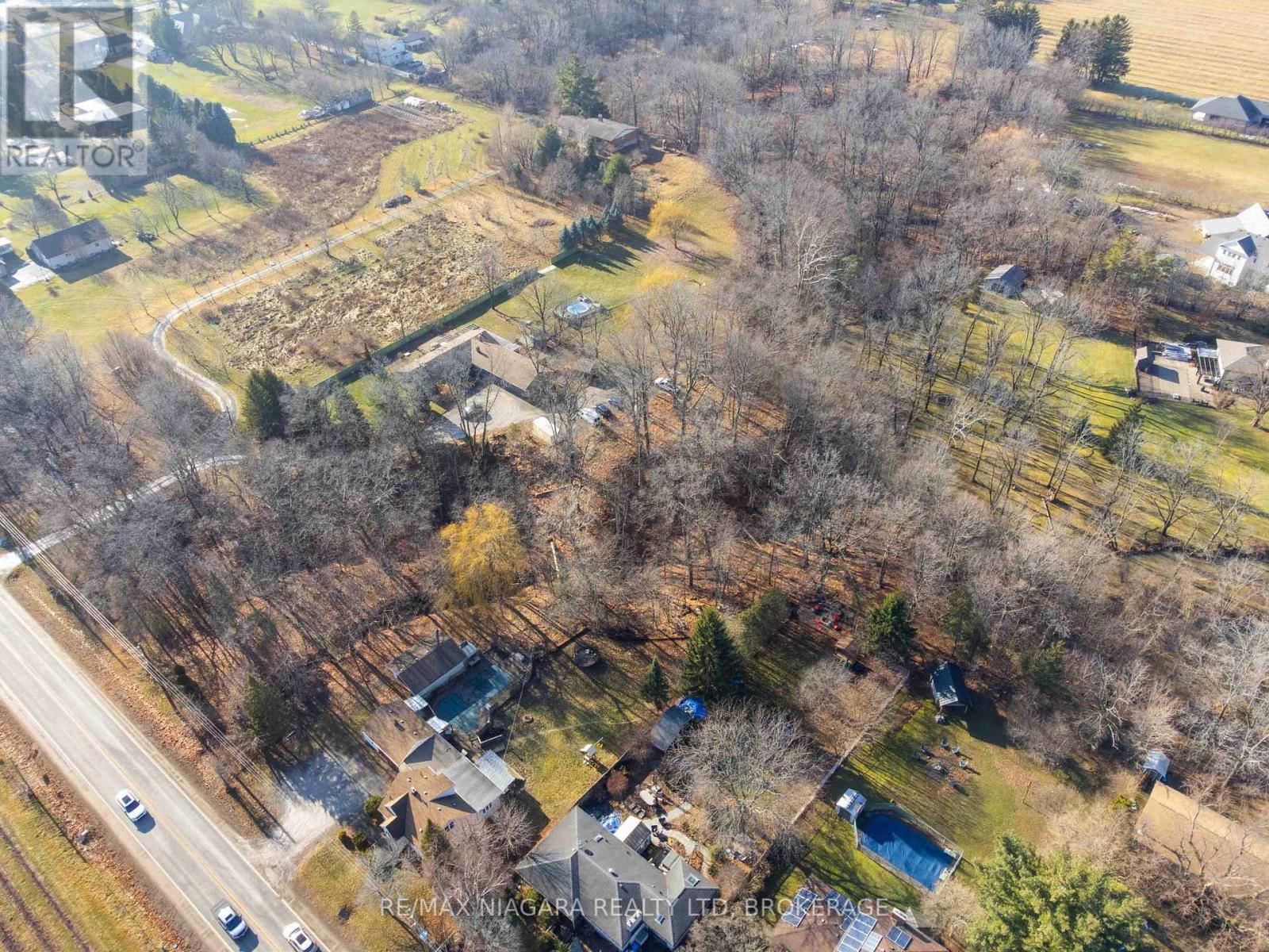 1671 THIRD STREET LOUTH STREET Image 36