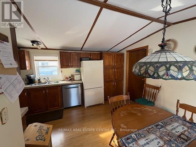 40 MAPLE GROVE VILLAGE ROAD Image 15