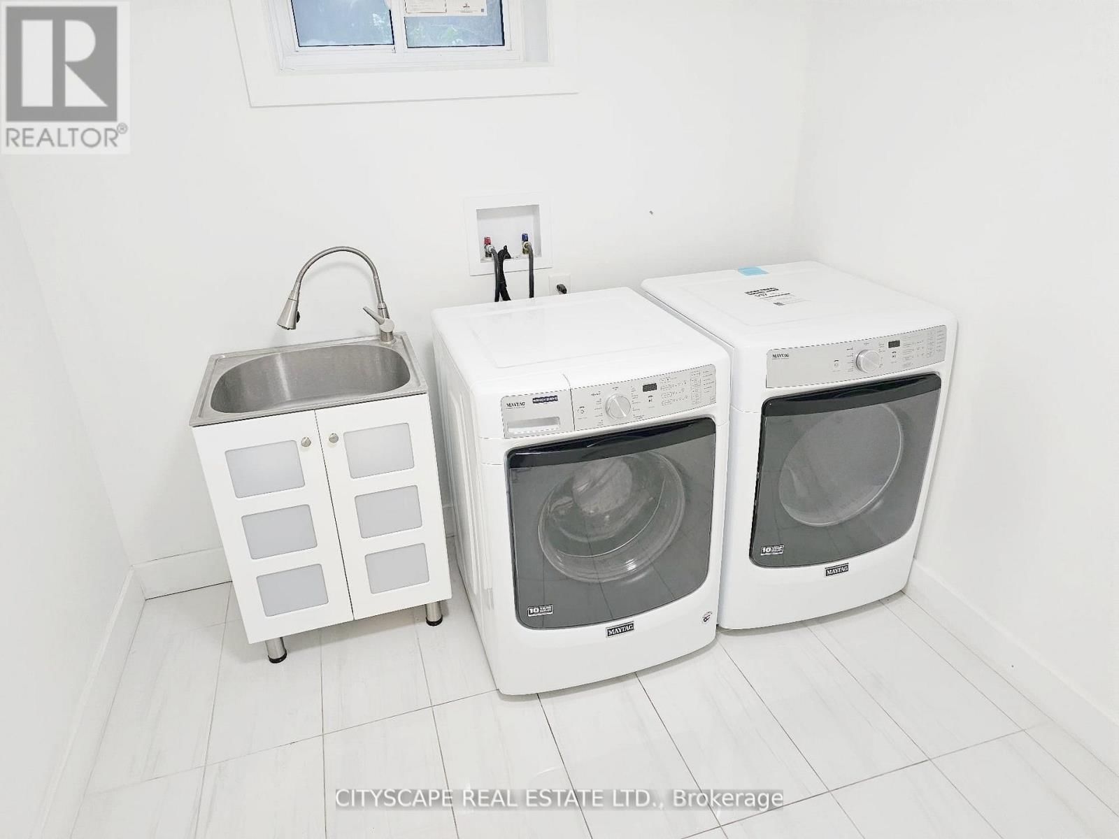 891 RIVERSIDE DRIVE Image 35