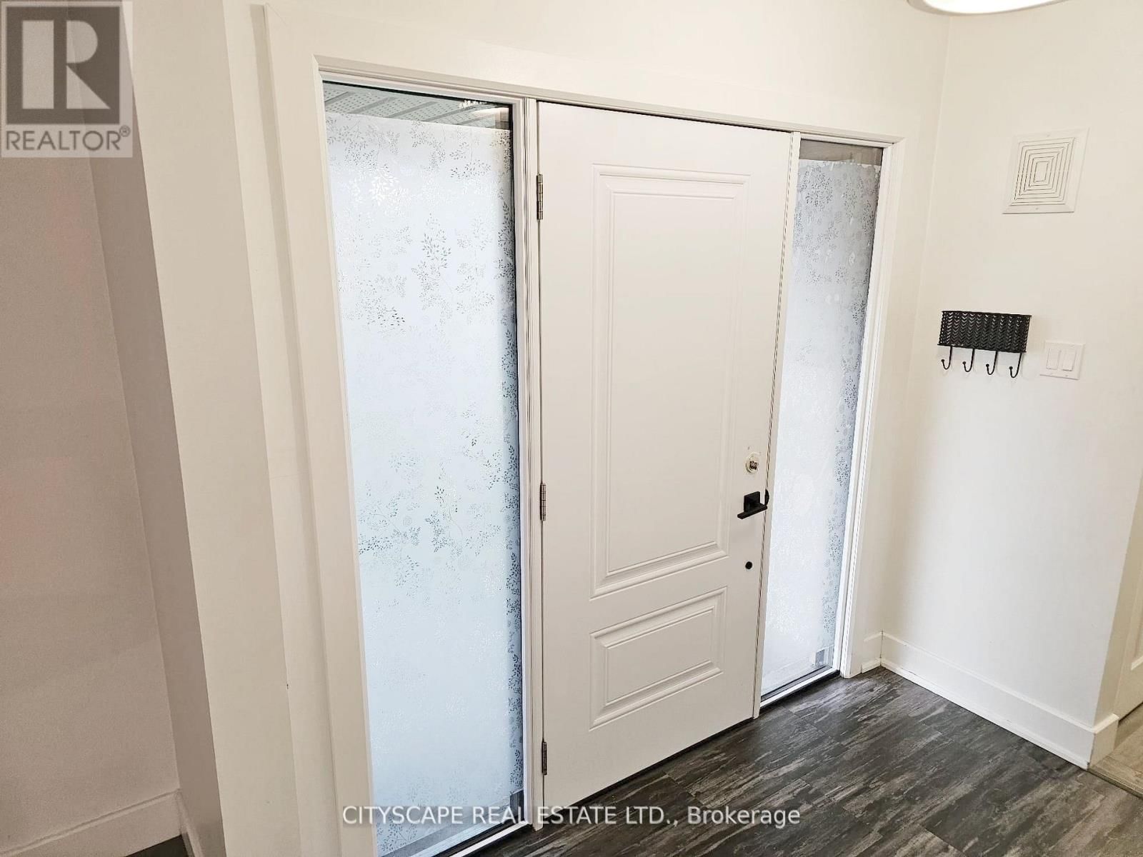 891 RIVERSIDE DRIVE Image 5