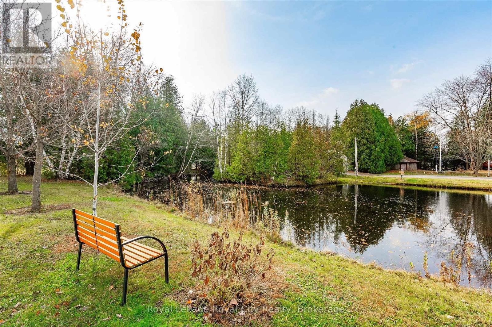 10 SPRUCE AVENUE Image 35