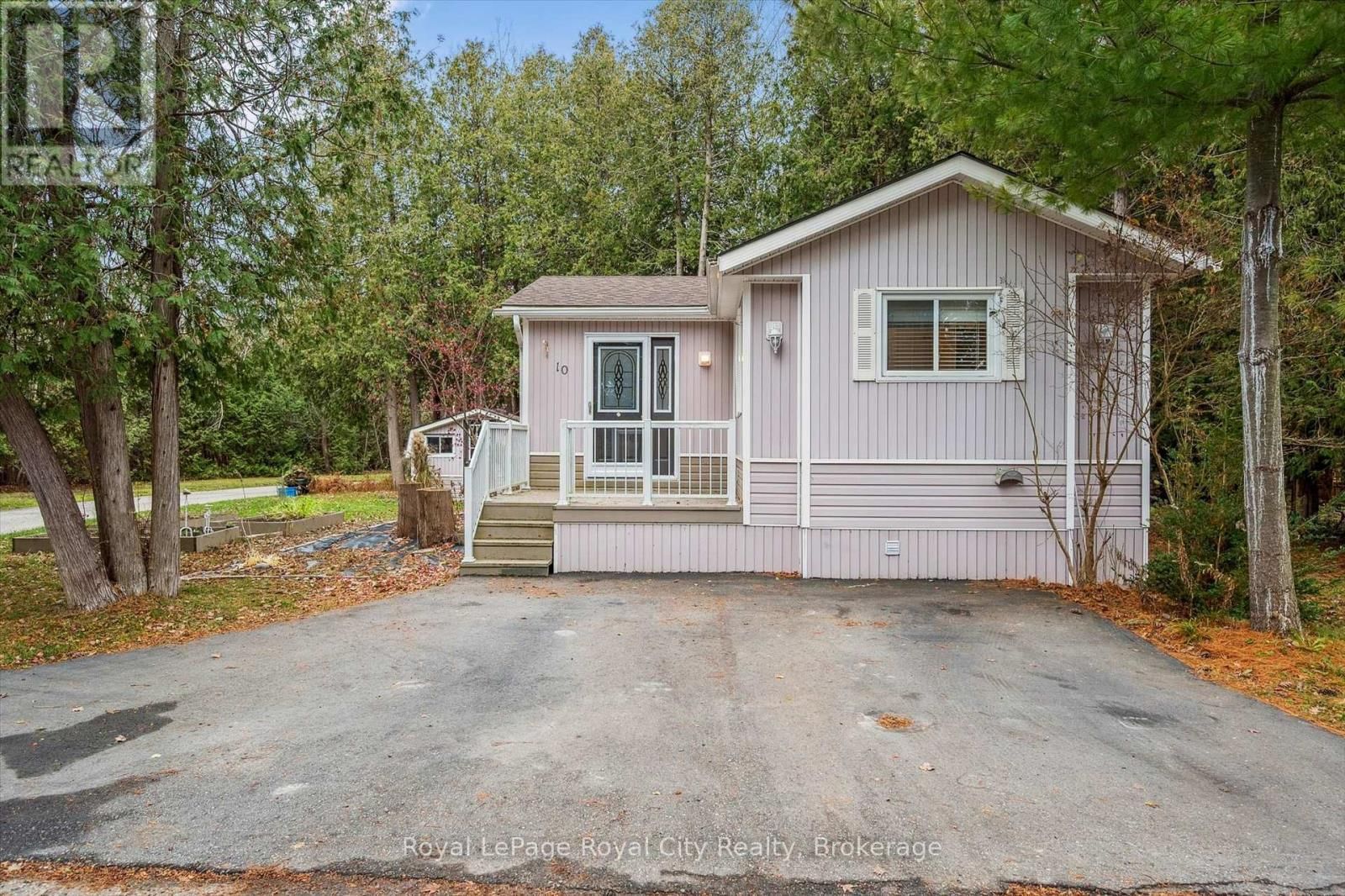 10 SPRUCE AVENUE Image 4