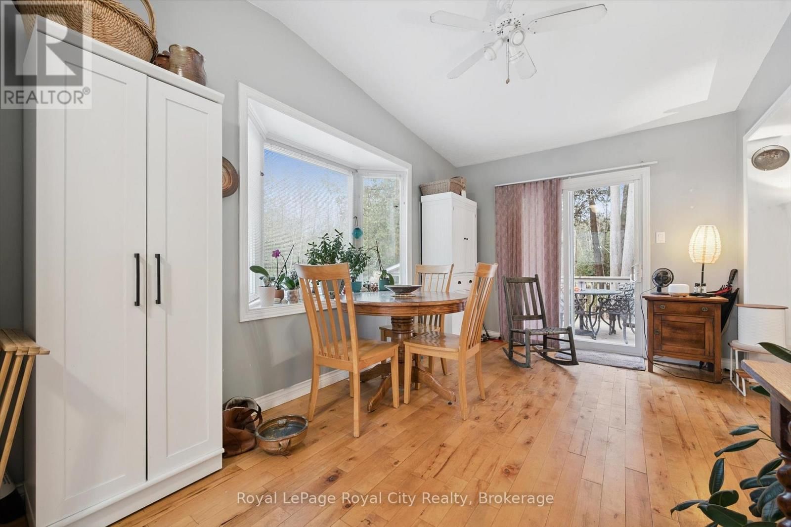 10 SPRUCE AVENUE Image 8