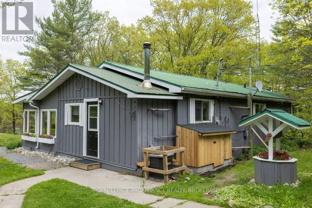 1535 DWYER LANE Image 26