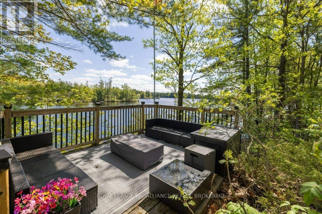 1535 DWYER LANE Image 3