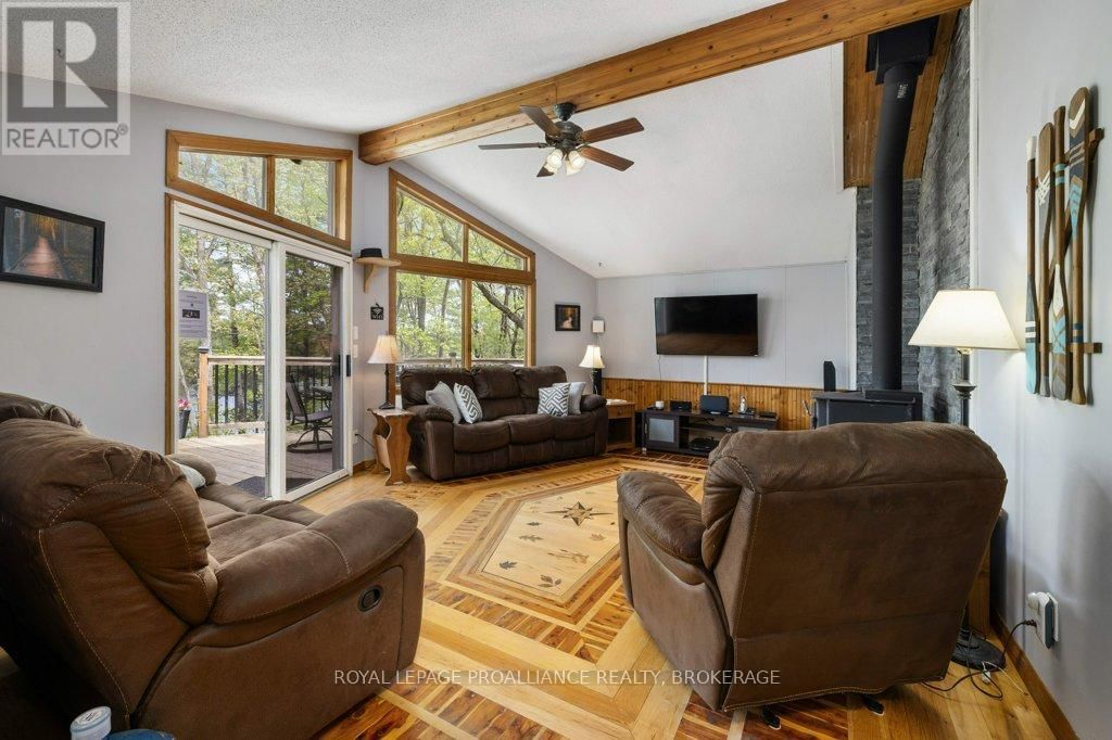 1535 DWYER LANE Image 5