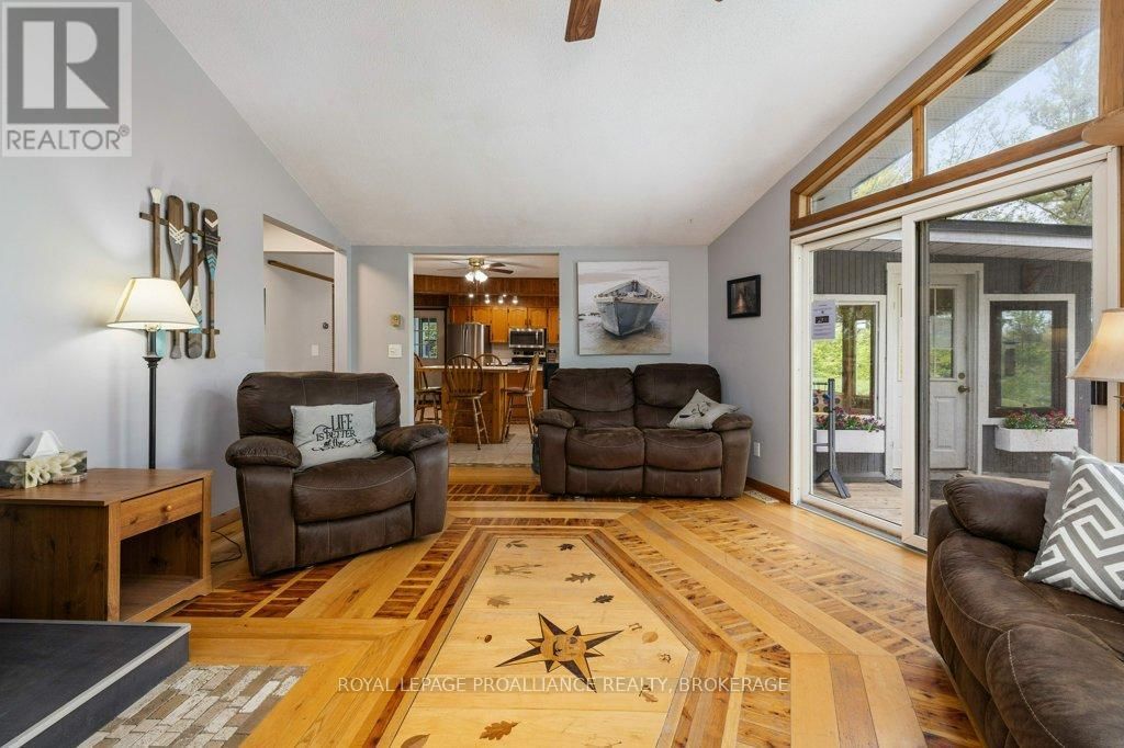 1535 DWYER LANE Image 6