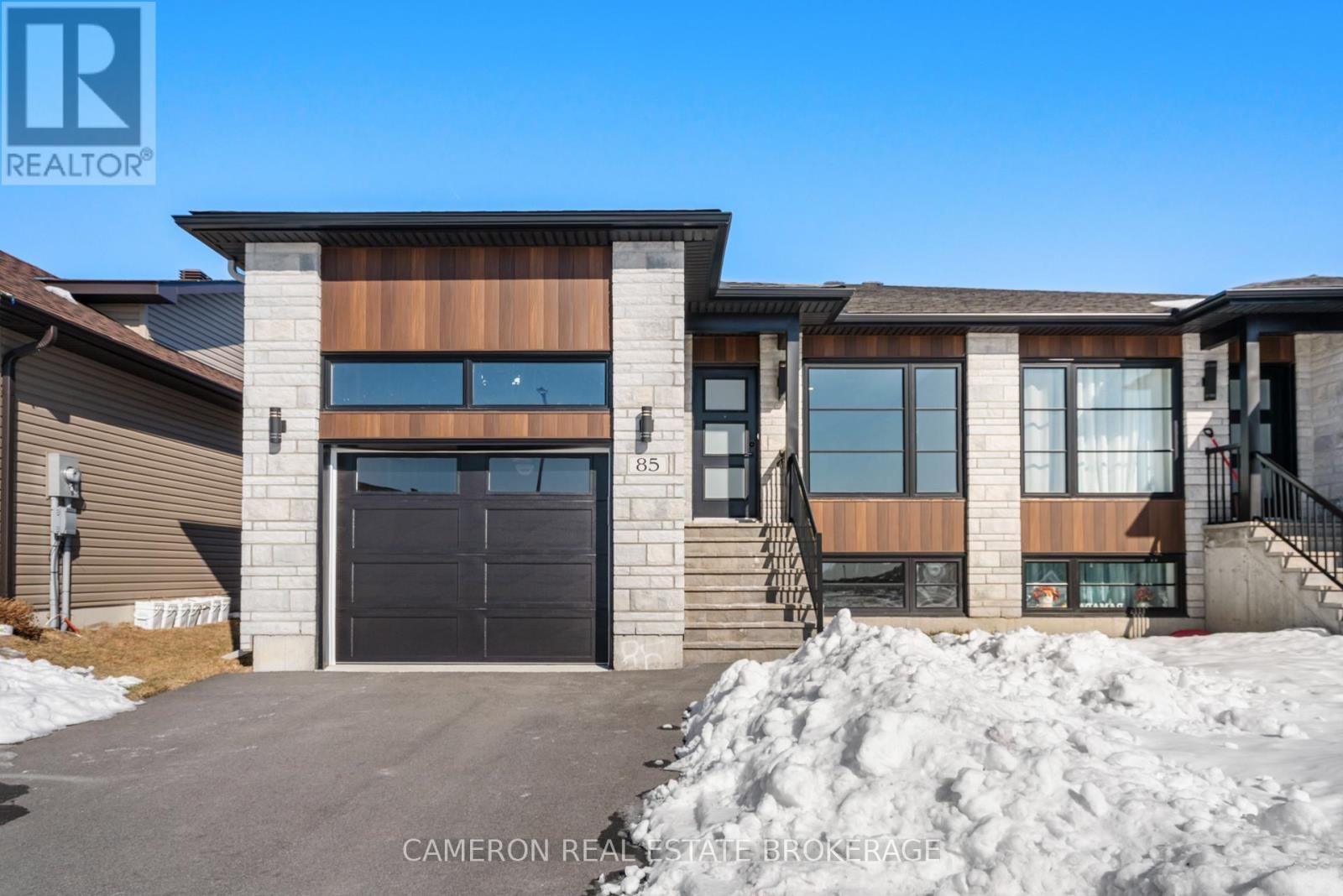 85 PORTLAND DRIVE Image 36