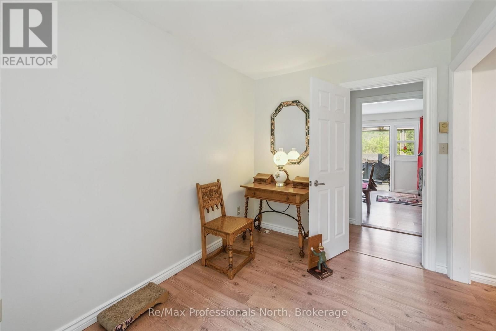 1042 RIVER HAVEN ROAD Image 11