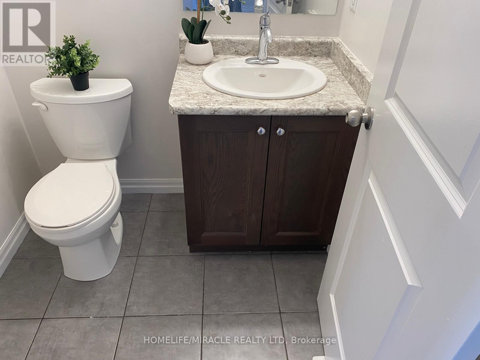 46 - 135 HARDCASTLE DRIVE Image 18