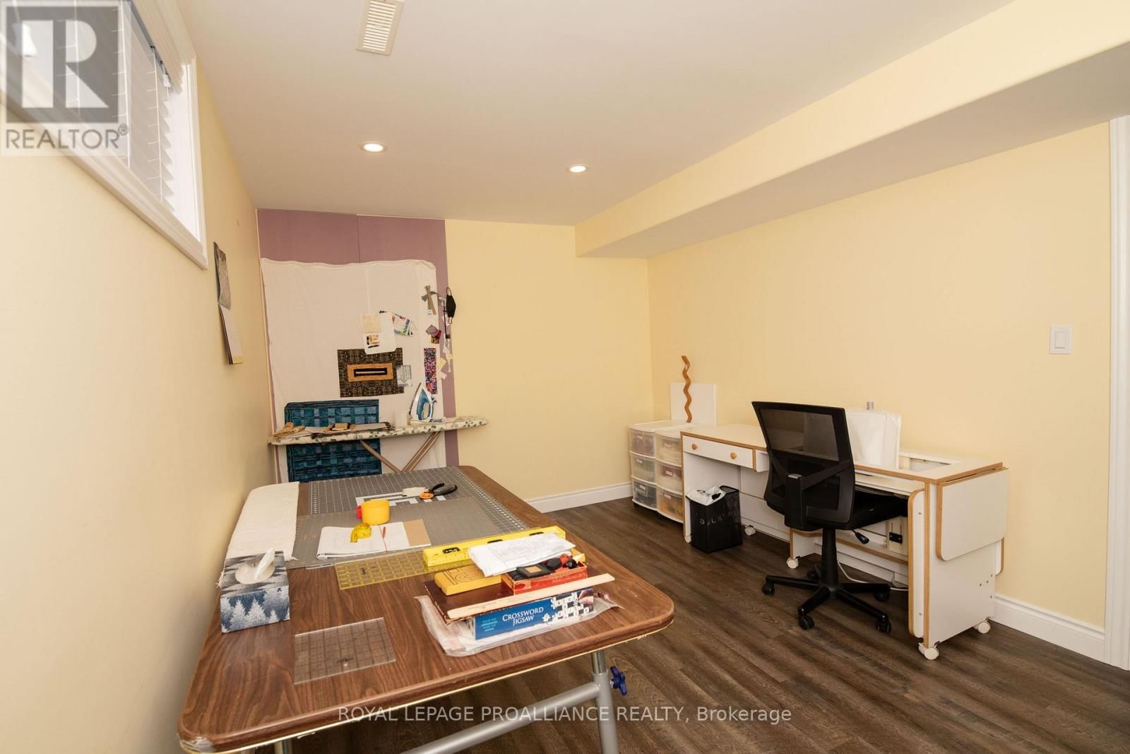 22 WALNUT CRESCENT Image 21