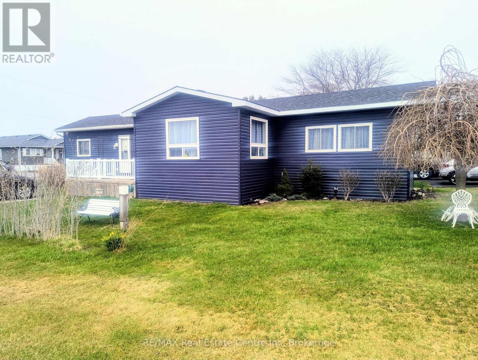 27 CRANBERRY DRIVE NORTH Image 35