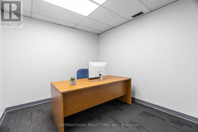 Commercial for Rent in Ontario