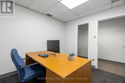 Commercial for Rent in Ontario