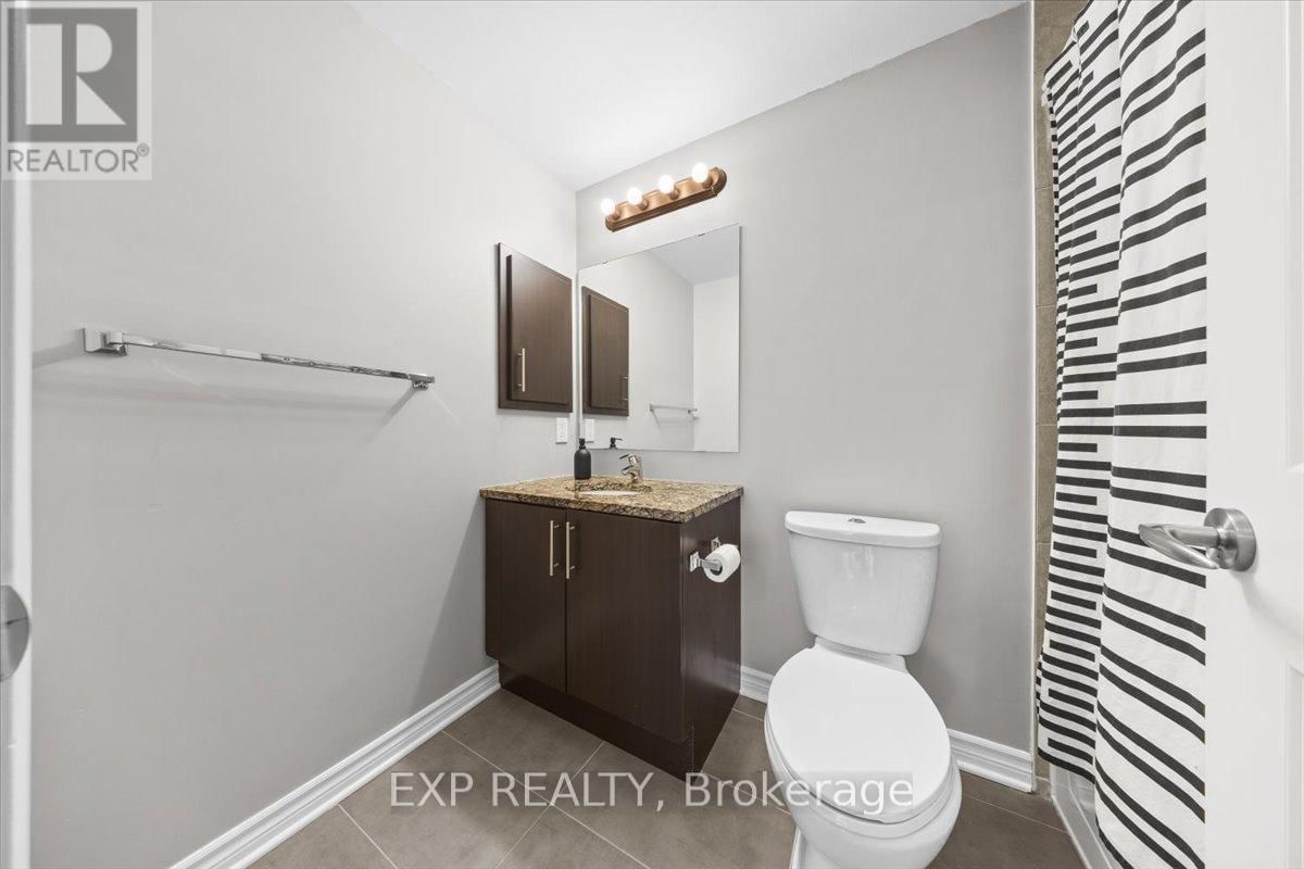 118 - 429 KENT STREET Image 14