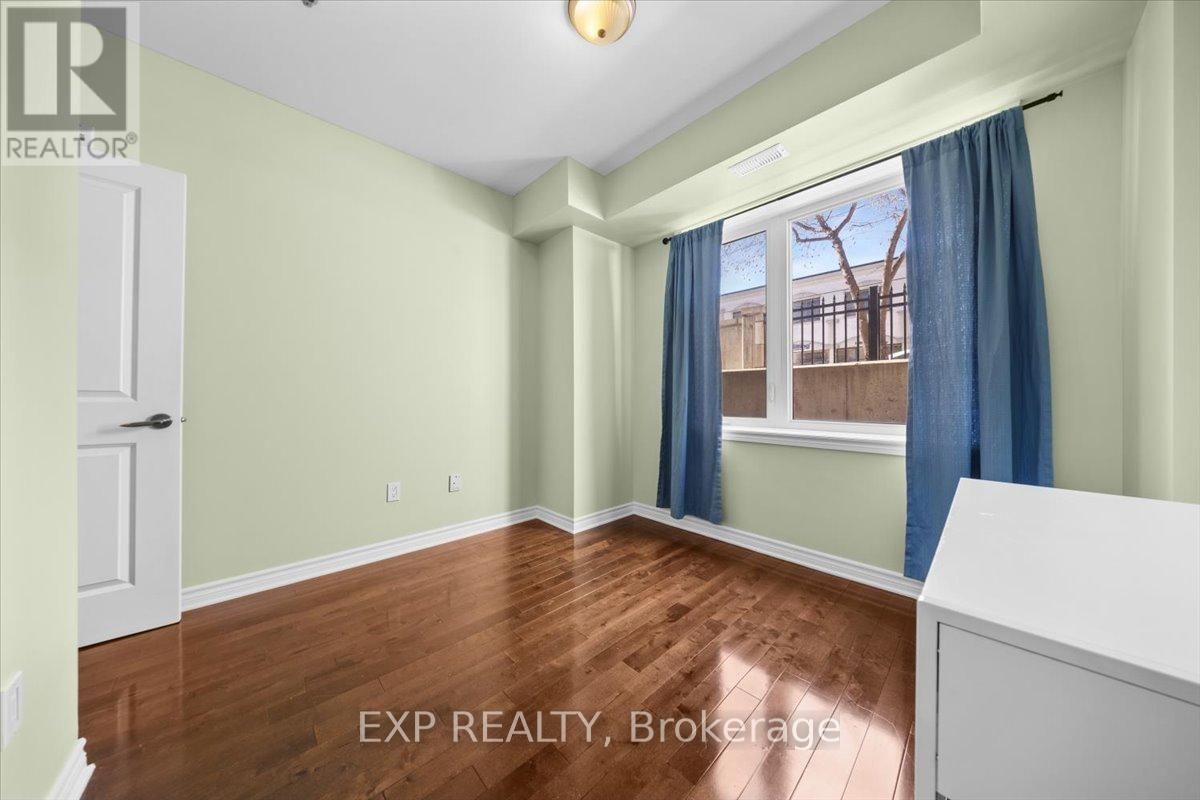 118 - 429 KENT STREET Image 16