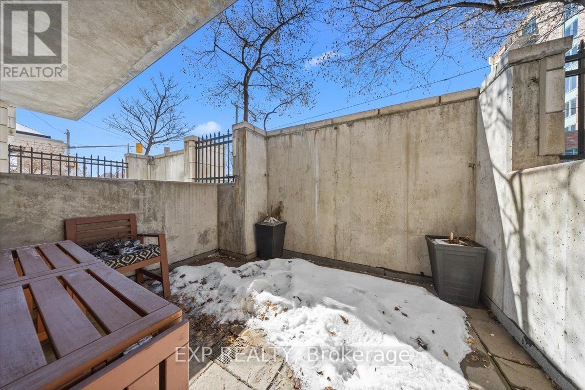 118 - 429 KENT STREET Image 21