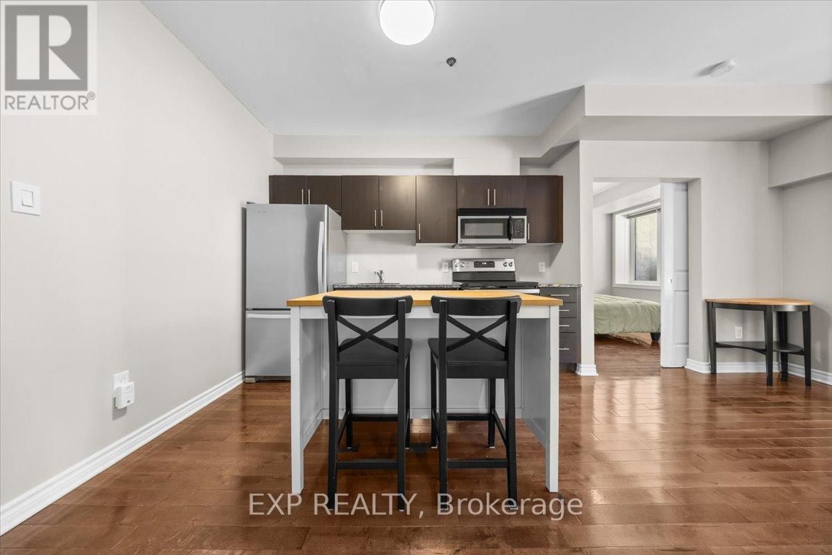 118 - 429 KENT STREET Image 5