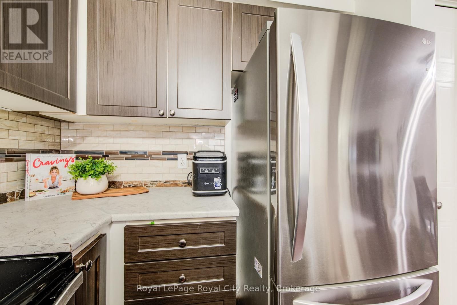 473 FLANNERY DRIVE Image 12