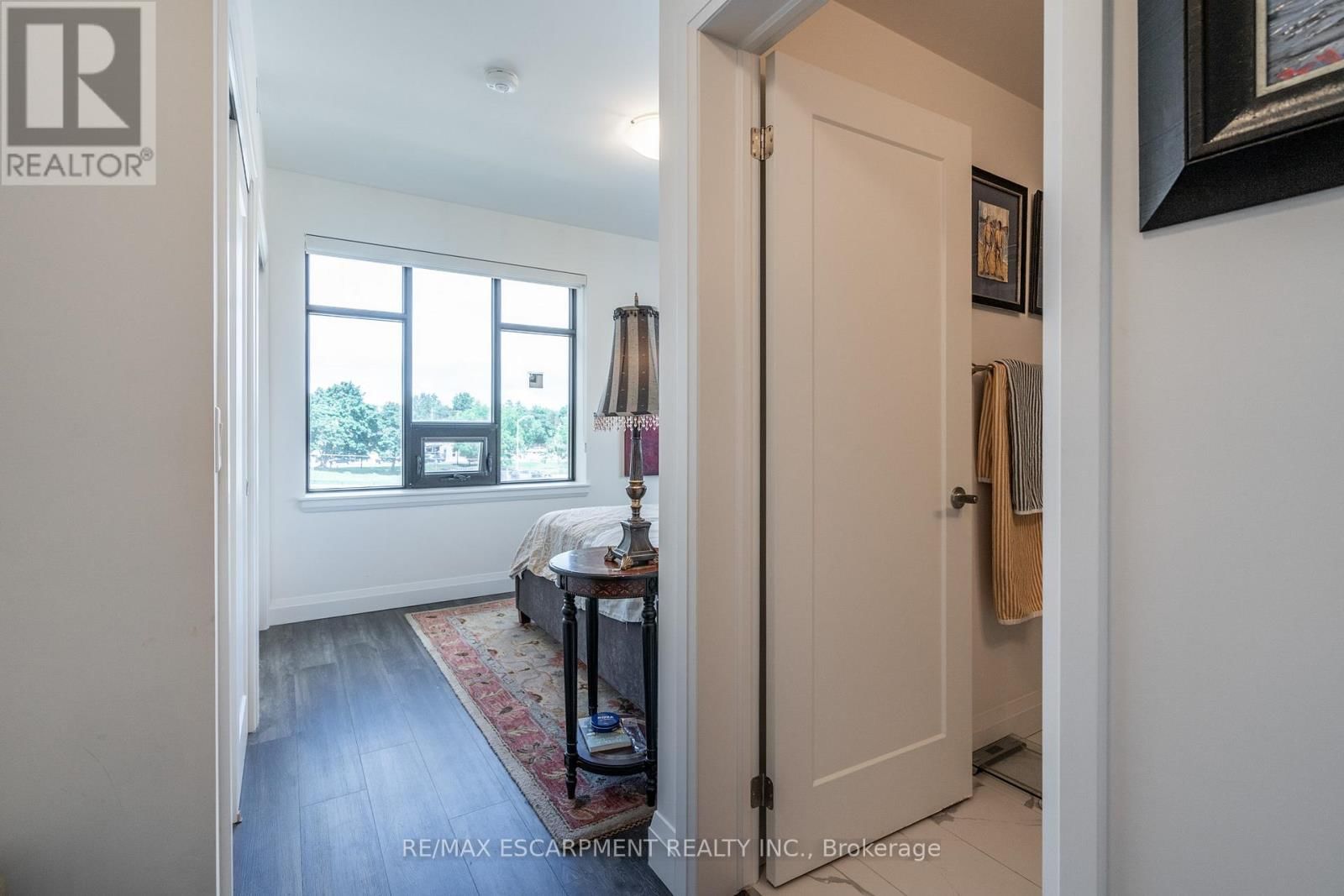 213 - 30 HAMILTON STREET SOUTH Image 28