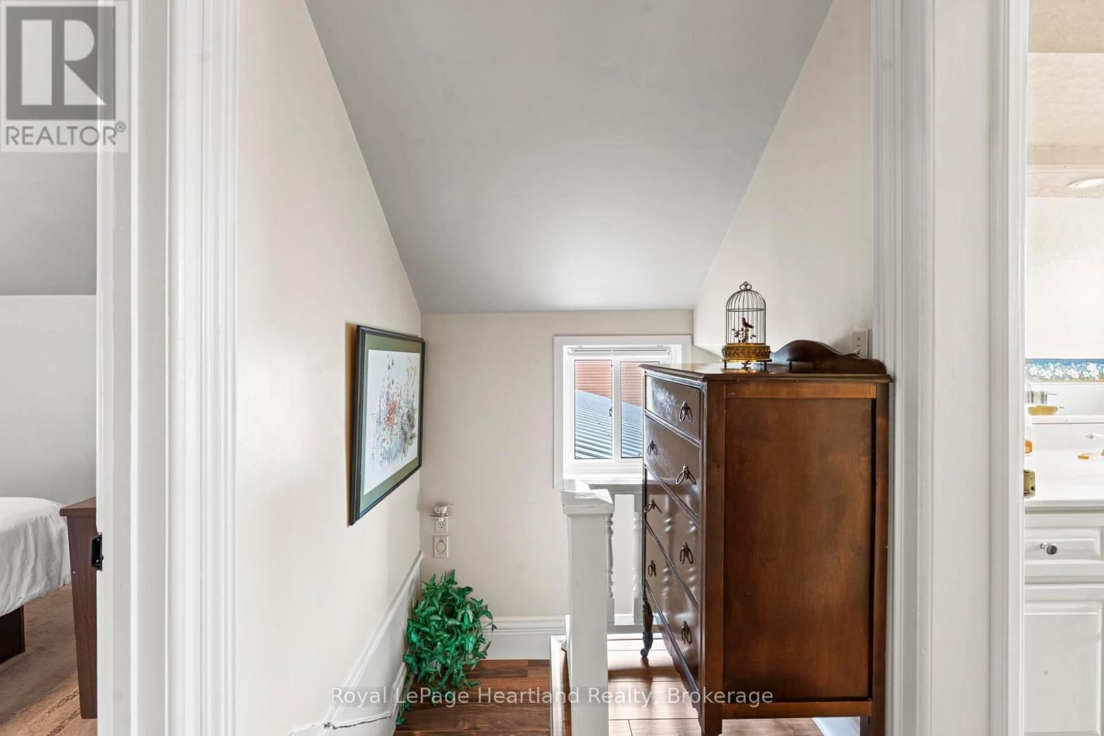 57 HURON STREET Image 26