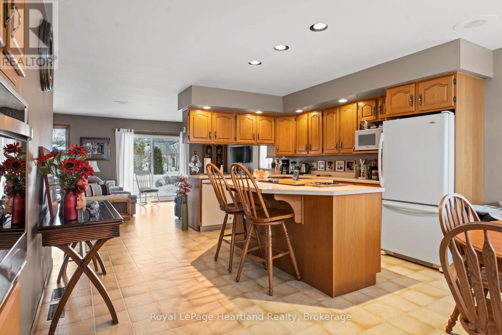 57 HURON STREET Image 6