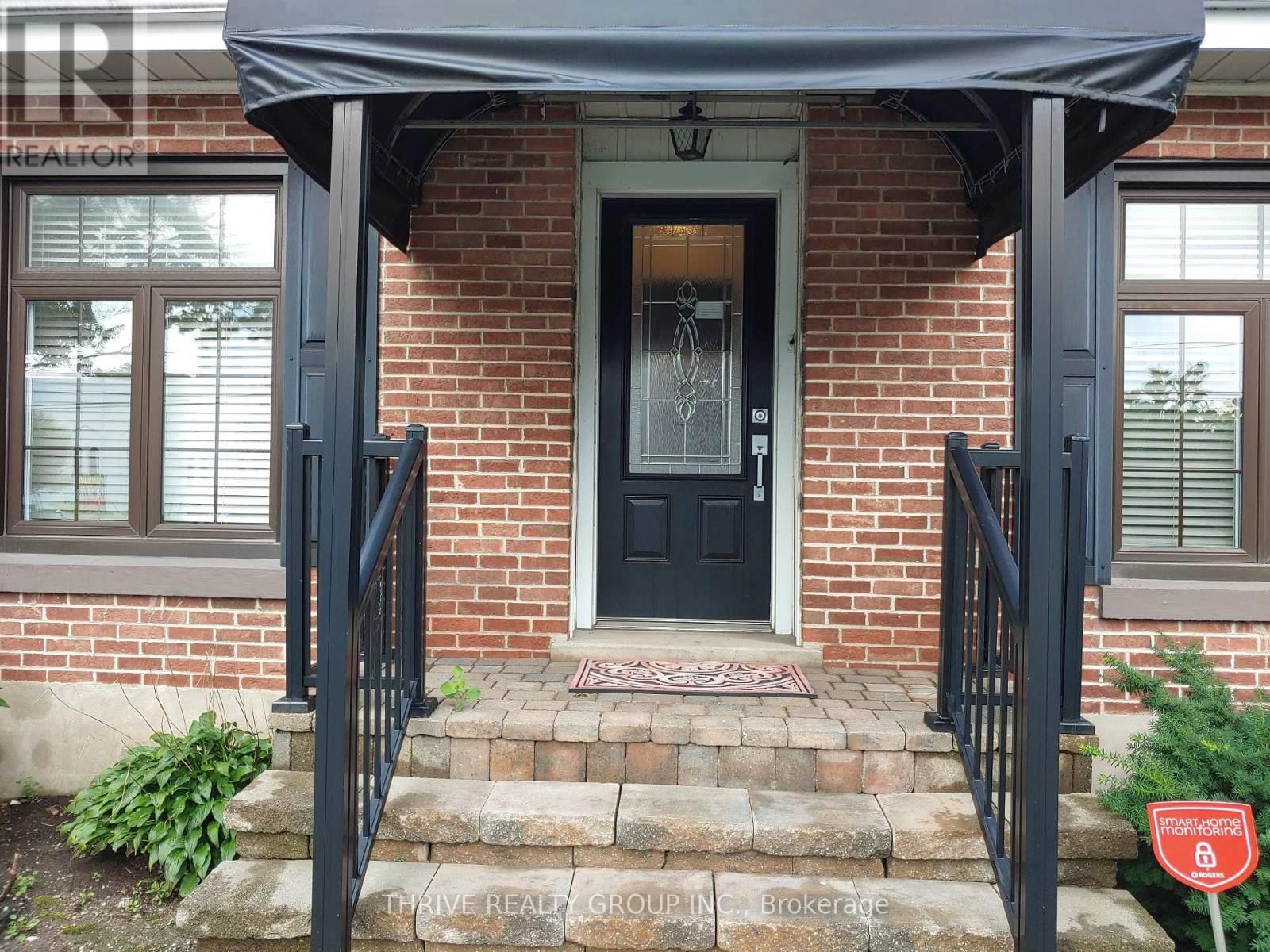 156 OXFORD STREET WEST Image 2