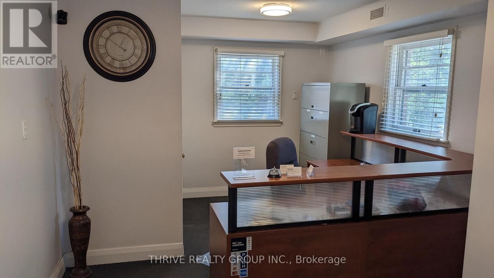 156 OXFORD STREET WEST Image 3