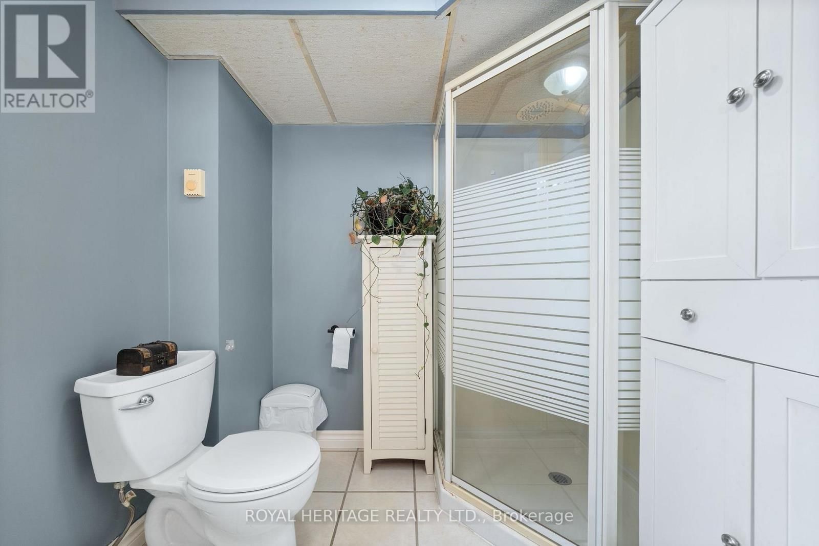 32 GLEN ROAD Image 29