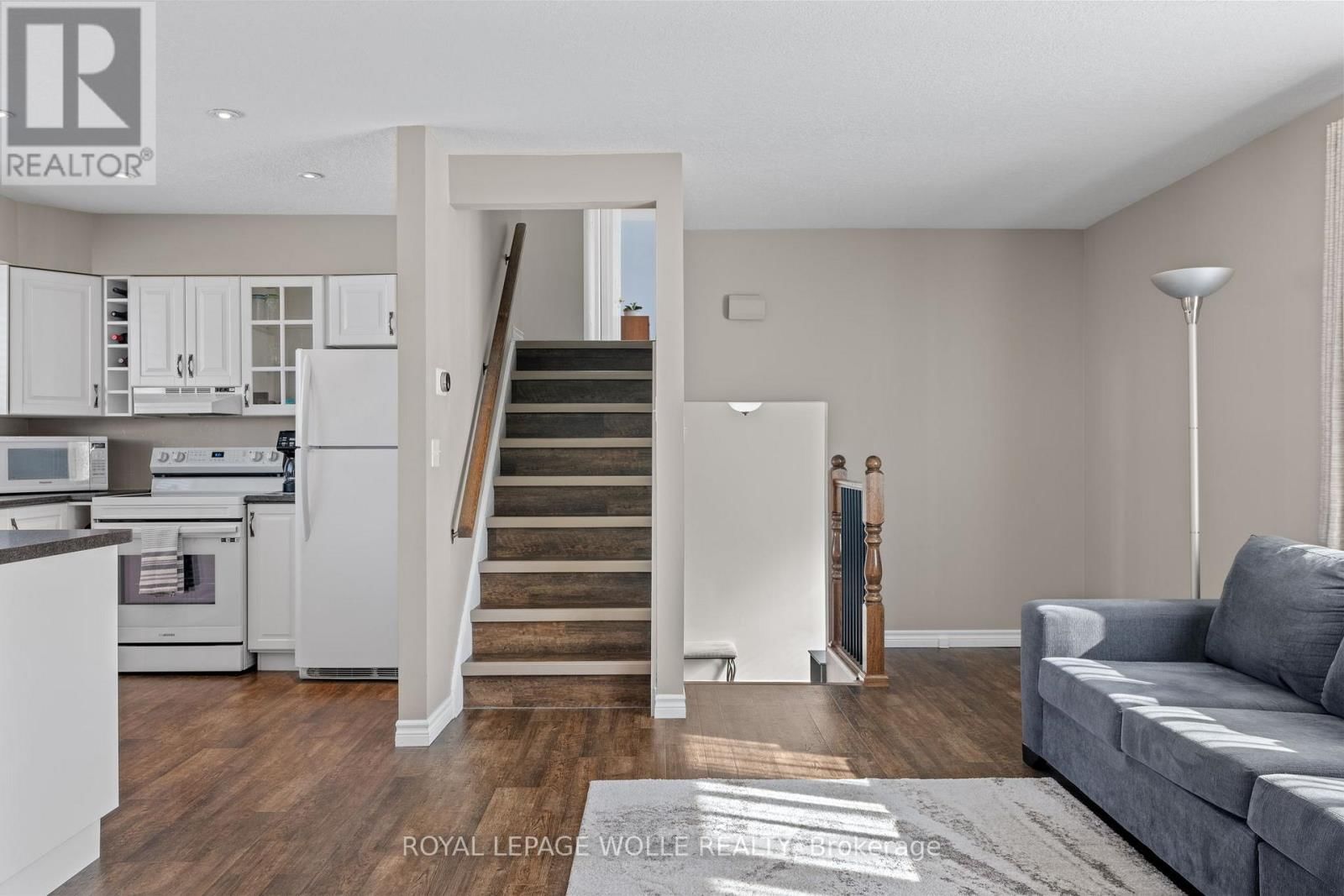 218 ARRIS CRESCENT Image 10