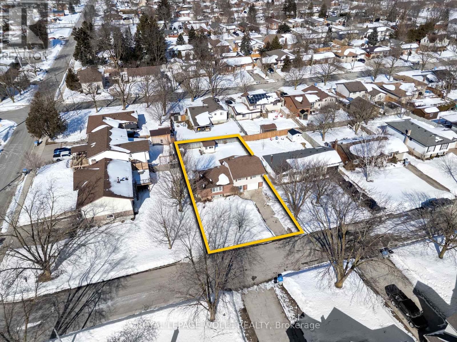 218 ARRIS CRESCENT Image 43