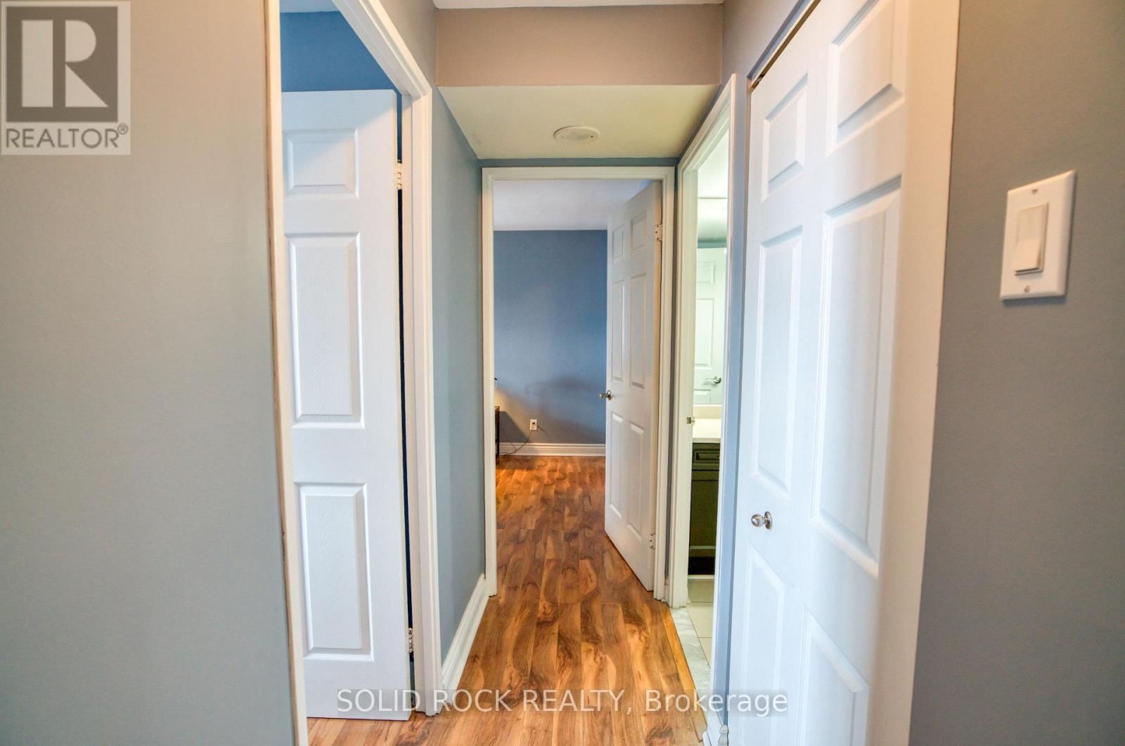 1907 - 475 LAURIER AVENUE WEST Image 16