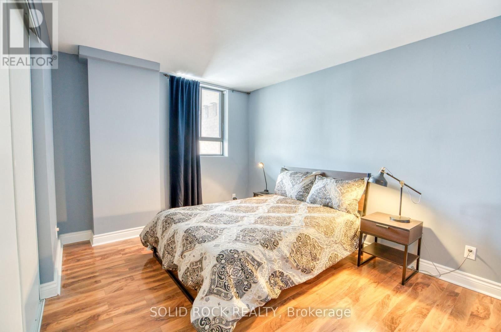 1907 - 475 LAURIER AVENUE WEST Image 17