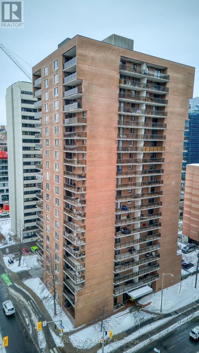 1907 - 475 LAURIER AVENUE WEST Image 29