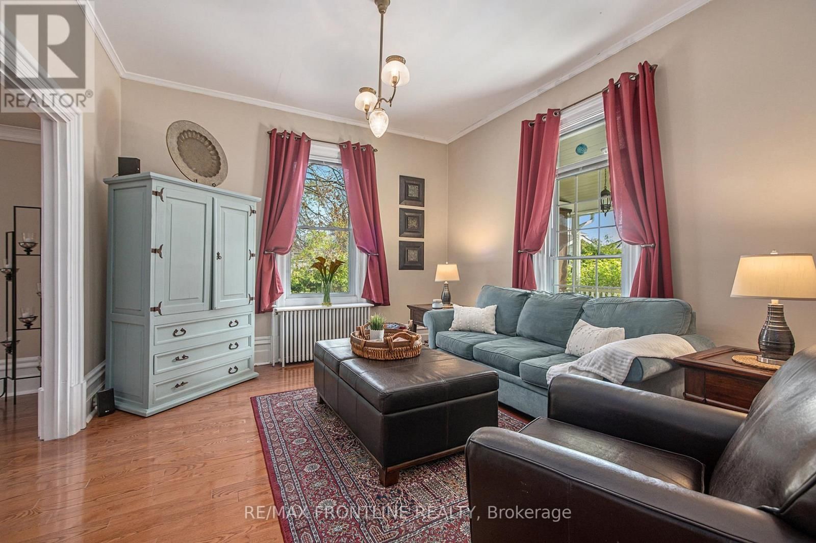 2 GEORGE STREET NORTH Image 10