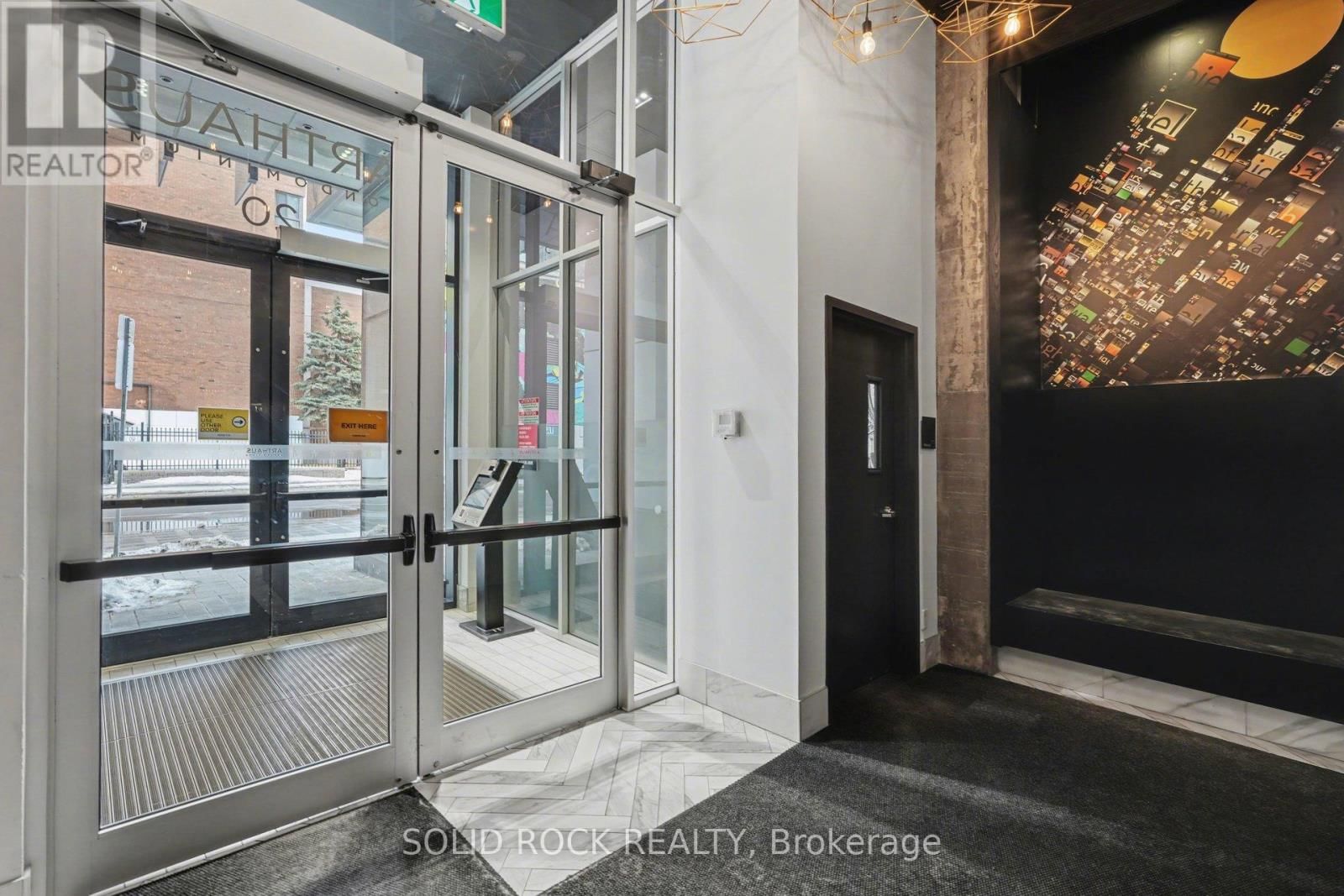 1606 - 20 DALY AVENUE Image 4