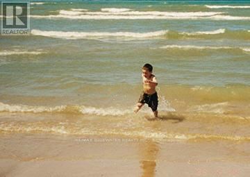 6386 VICTORIA AVENUE Image 44