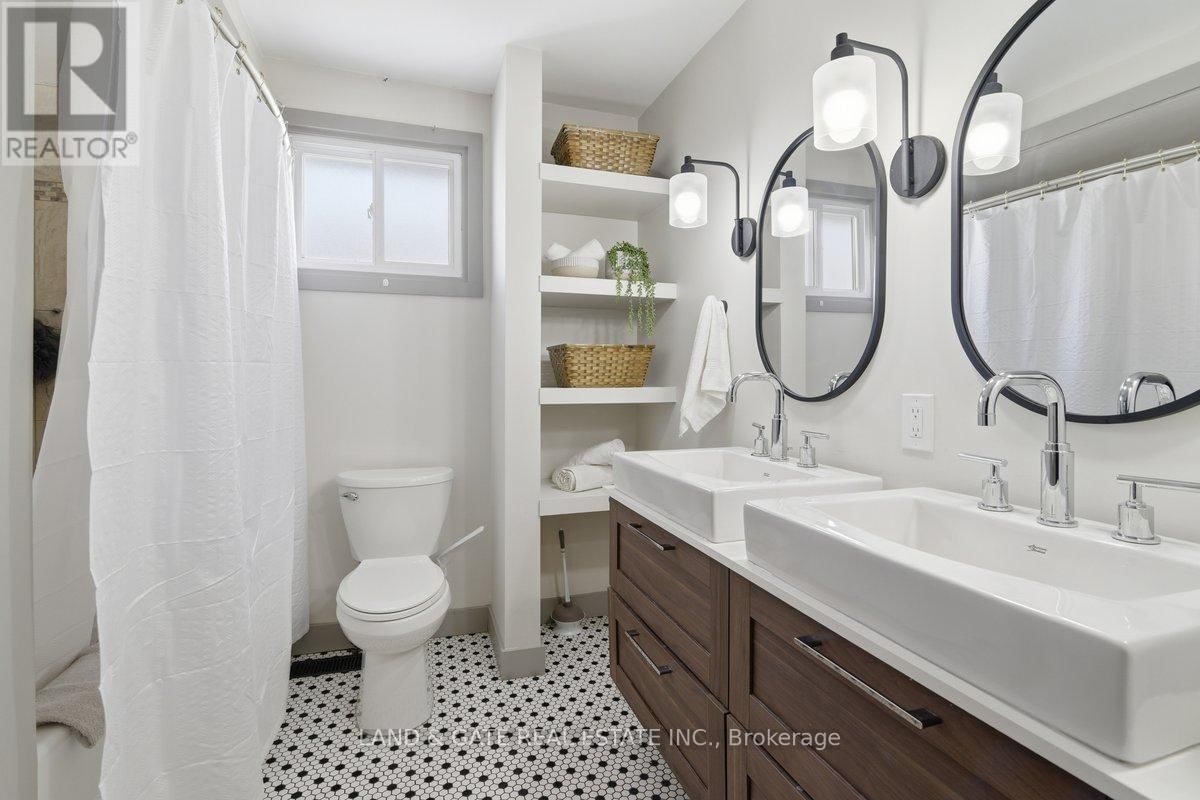 14 RAVENSDALE ROAD Image 22