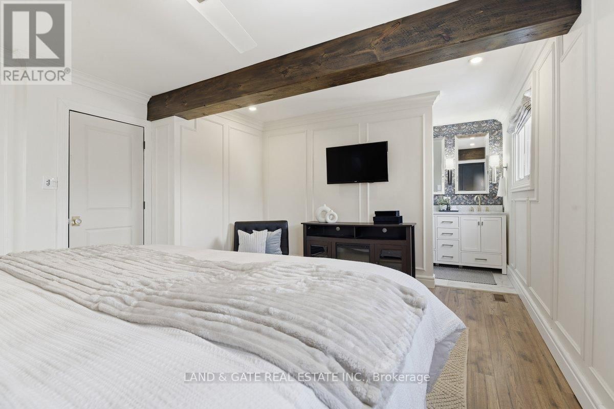 14 RAVENSDALE ROAD Image 24